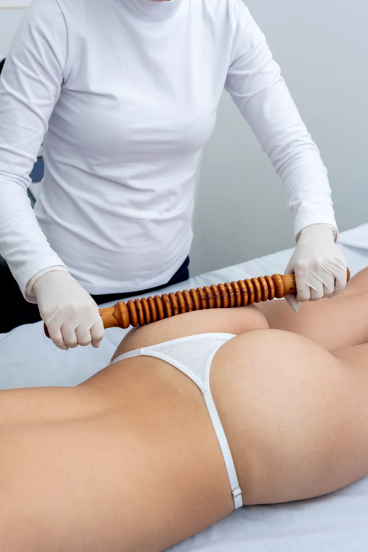 Wood therapy maderoterapia sculpting massage at a Thonotosassa medical spa serving Tampa Bay
